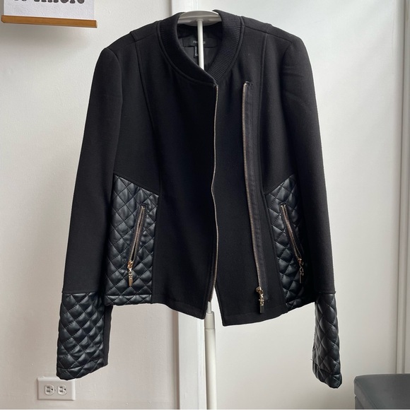 Forever 21 Black Jacket with Quilted Details - Picture 2 of 11